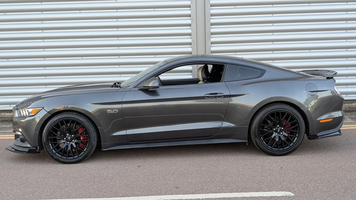 Ford Mustang 2016 - Cars in St. Albans