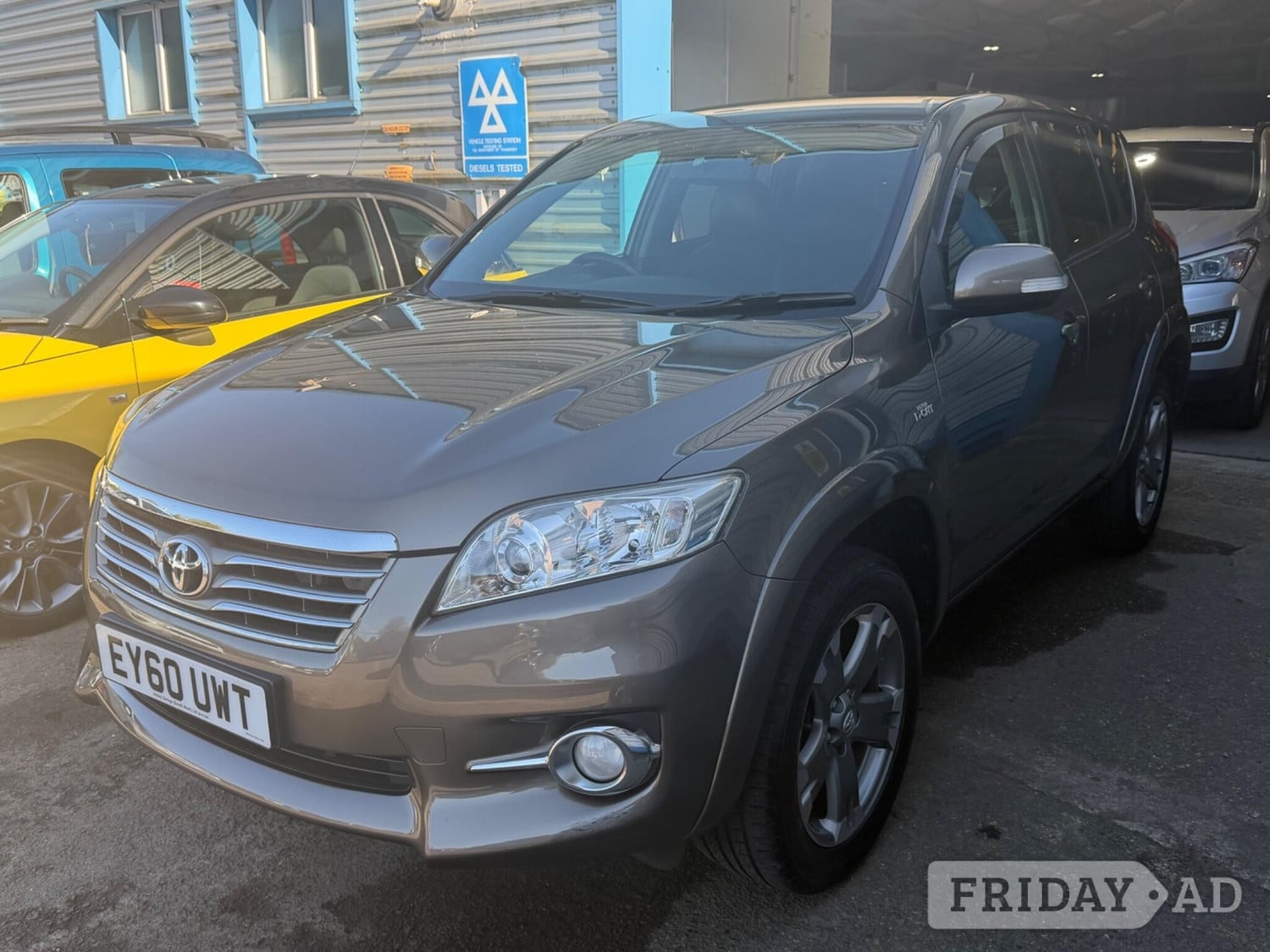 [ berth ]Toyota RAV4