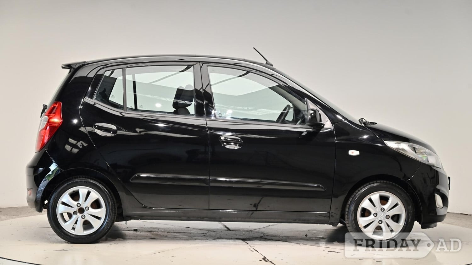 Hyundai i10 2013 - Cars in Cullompton