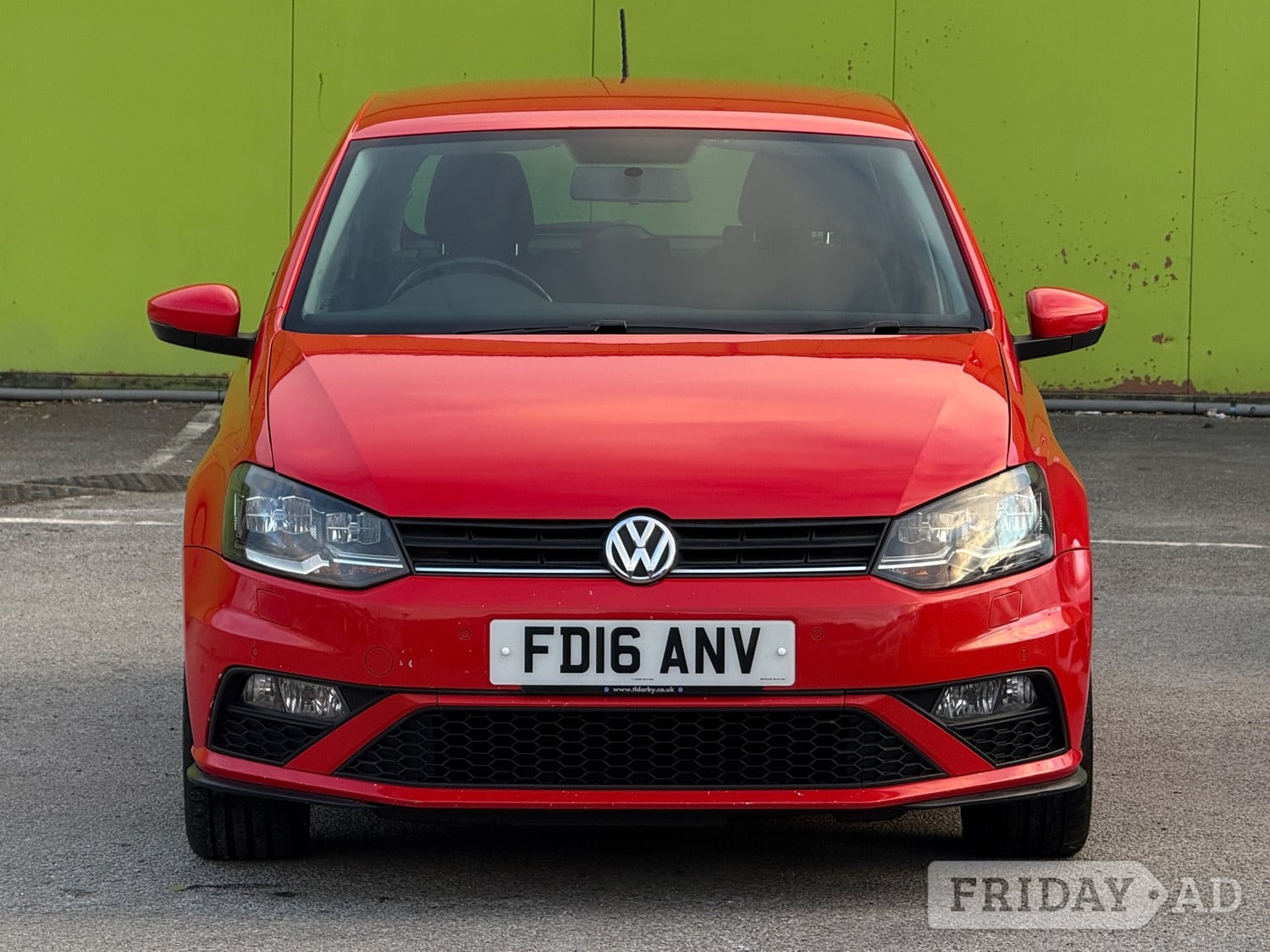 Volkswagen Polo 2016 - Cars in Leeds