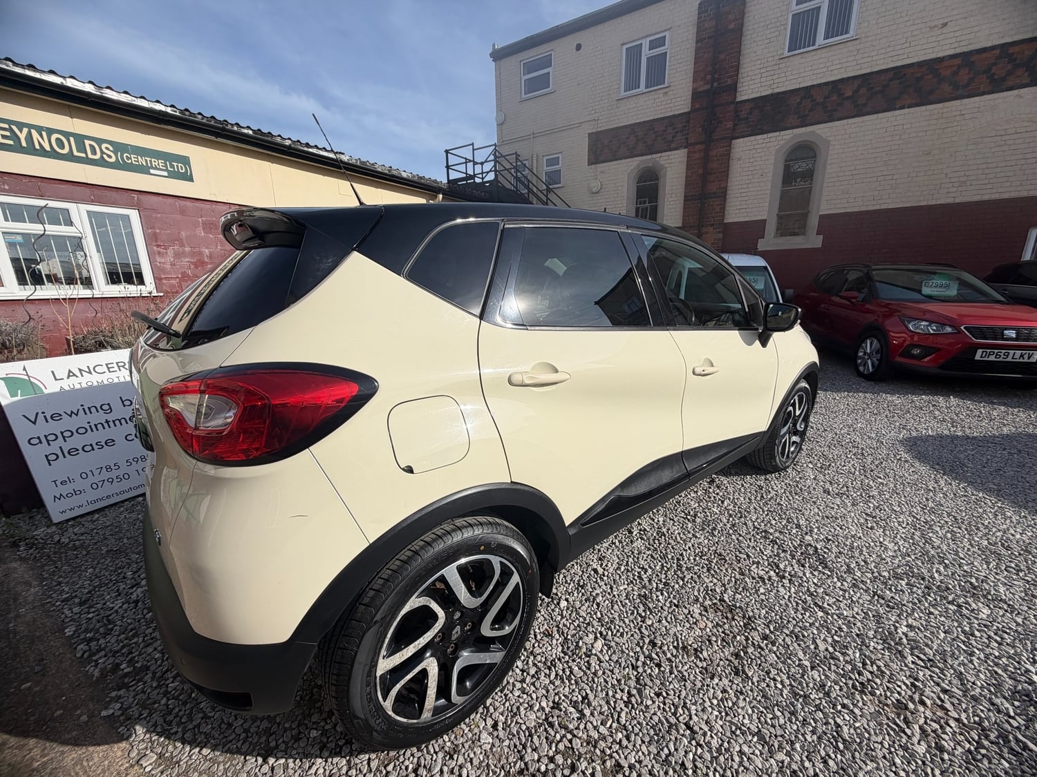 [ berth ]Renault Captur