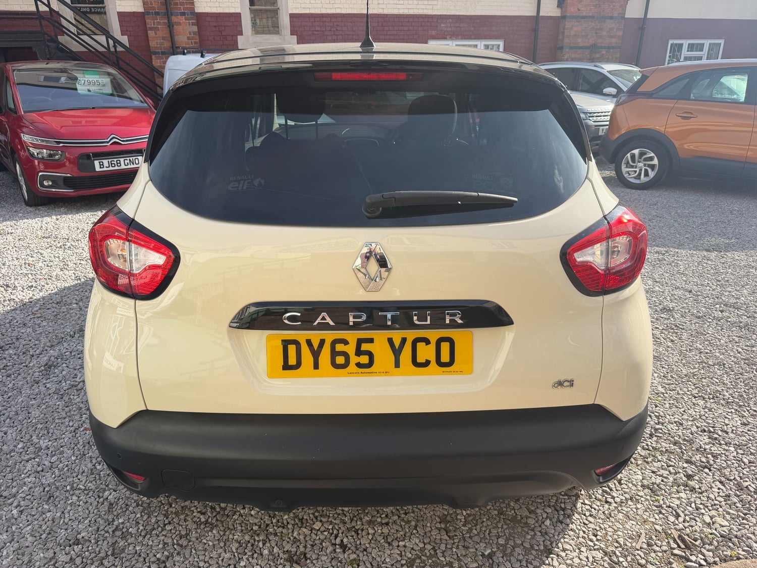 Renault Captur 2015 - Cars in Stafford