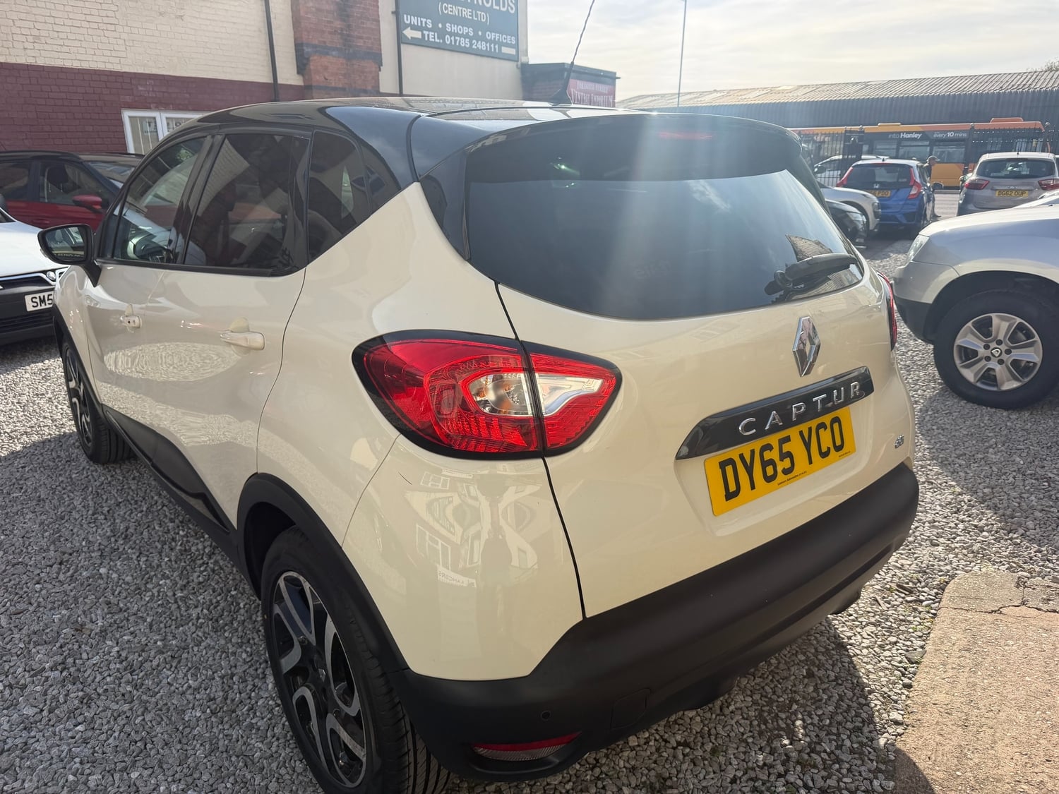 Renault Captur 2015 - Cars