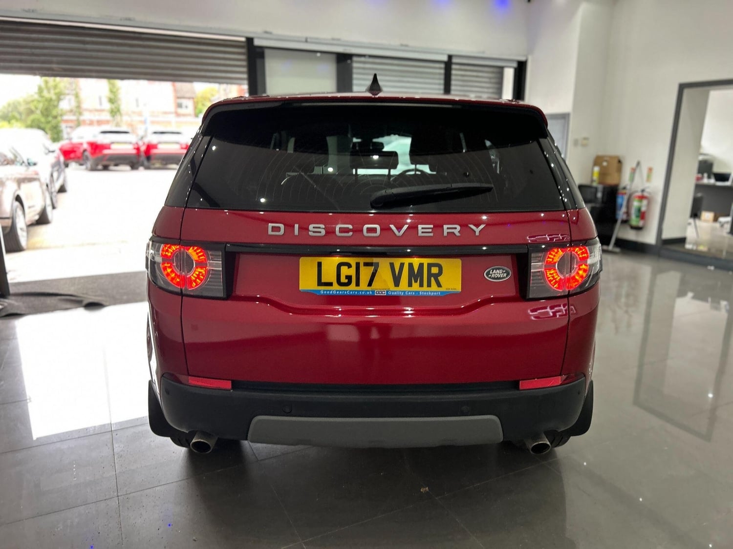 Land Rover Discovery Sport 2017 - Cars