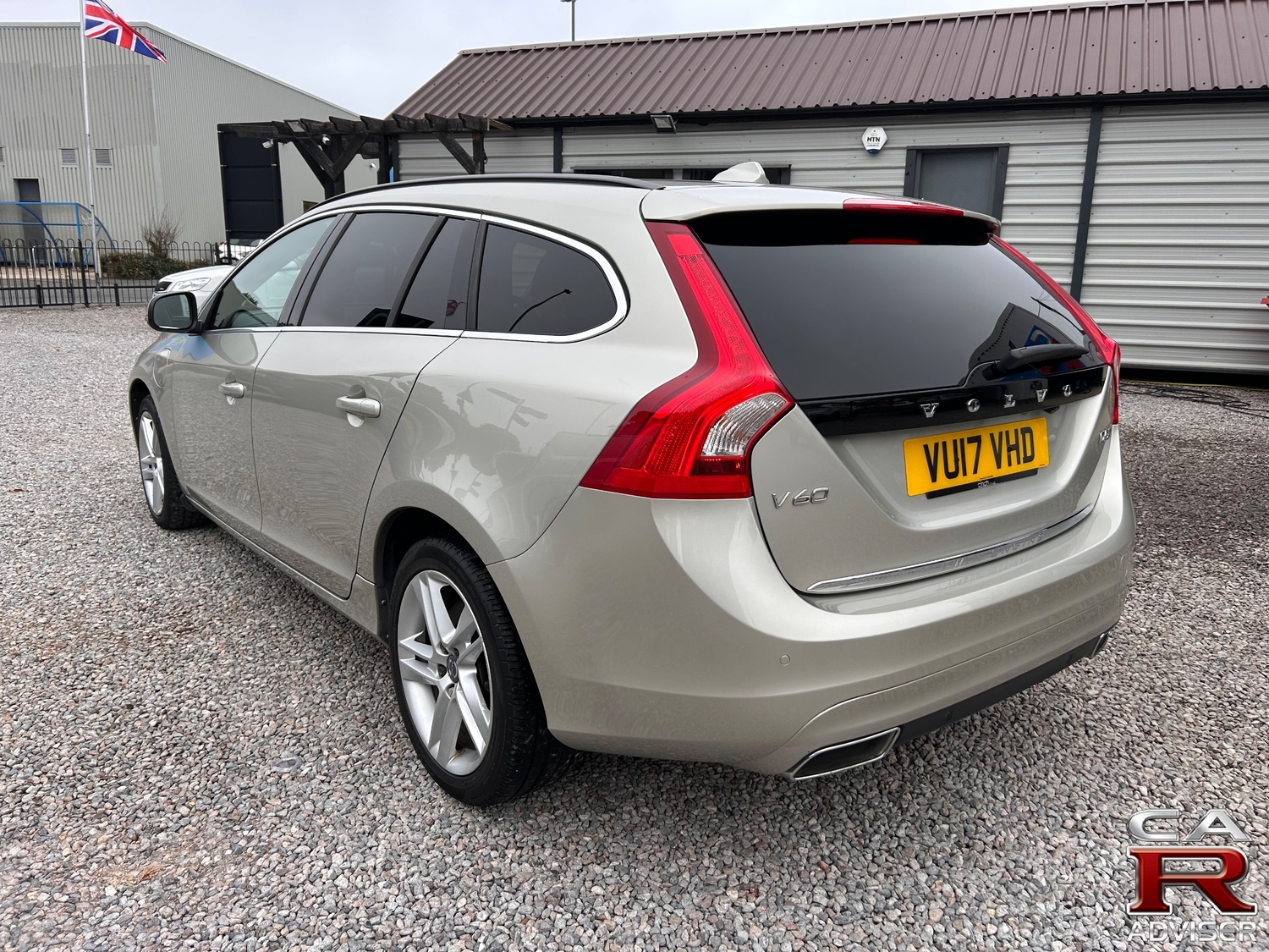 [ berth ]Volvo V60