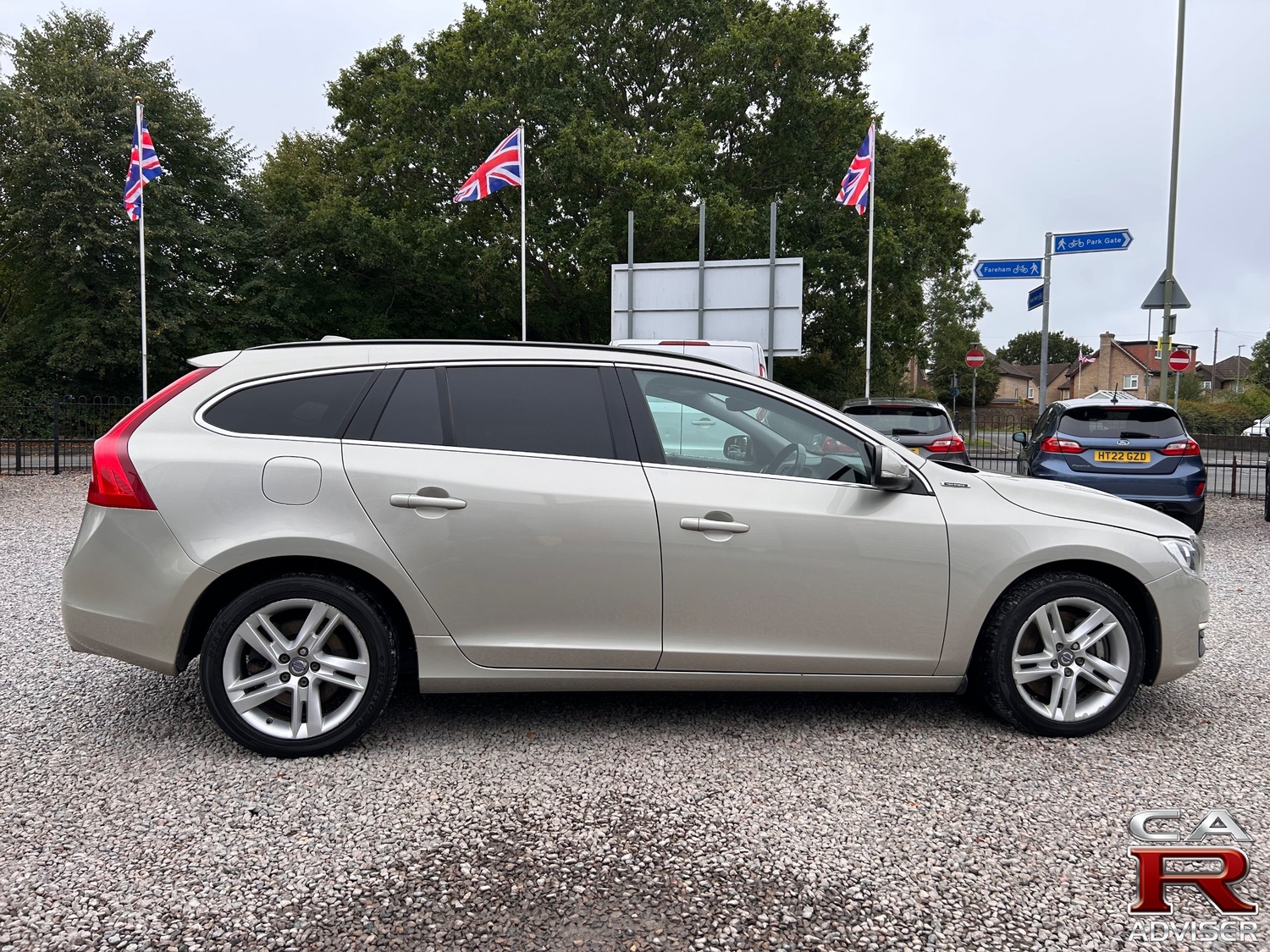 Volvo V60 2017 - Cars in Fareham