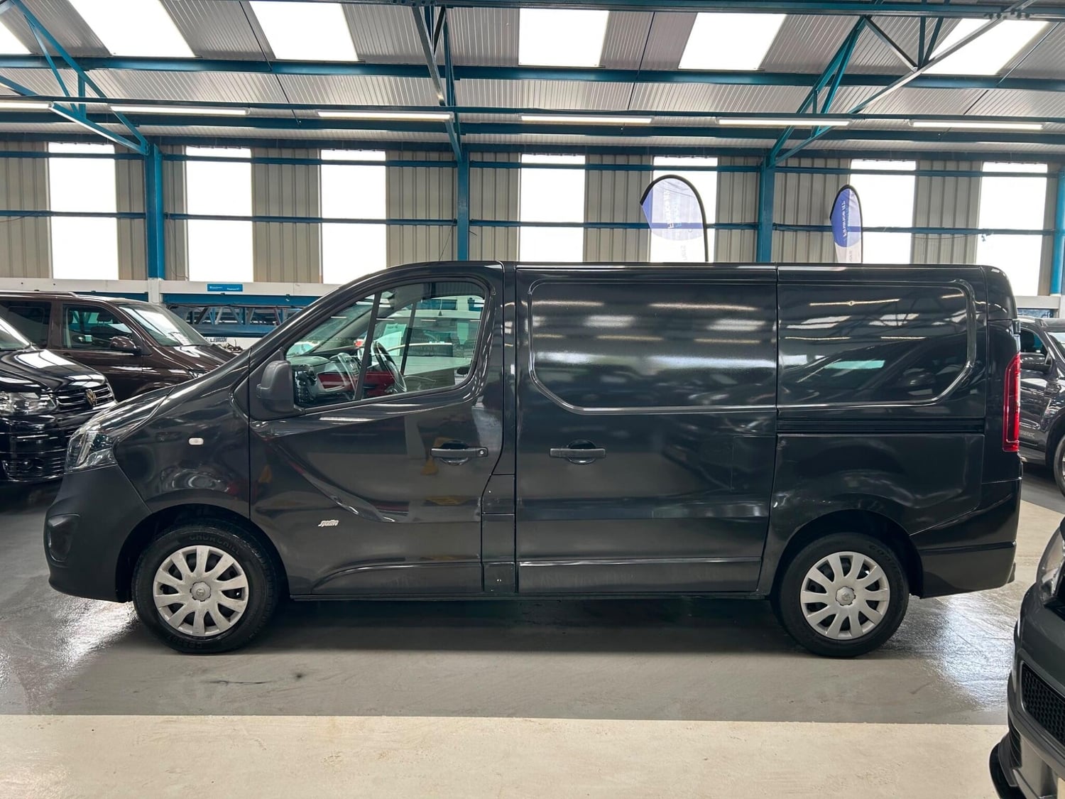 Vauxhall Vivaro 2015 - Vans & Commercial Vehicles in Bolton