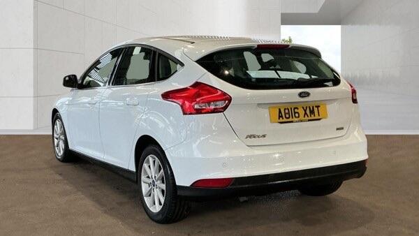 [ berth ]Ford Focus