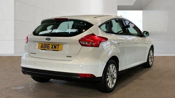 Ford Focus 2016 - Cars in Slough