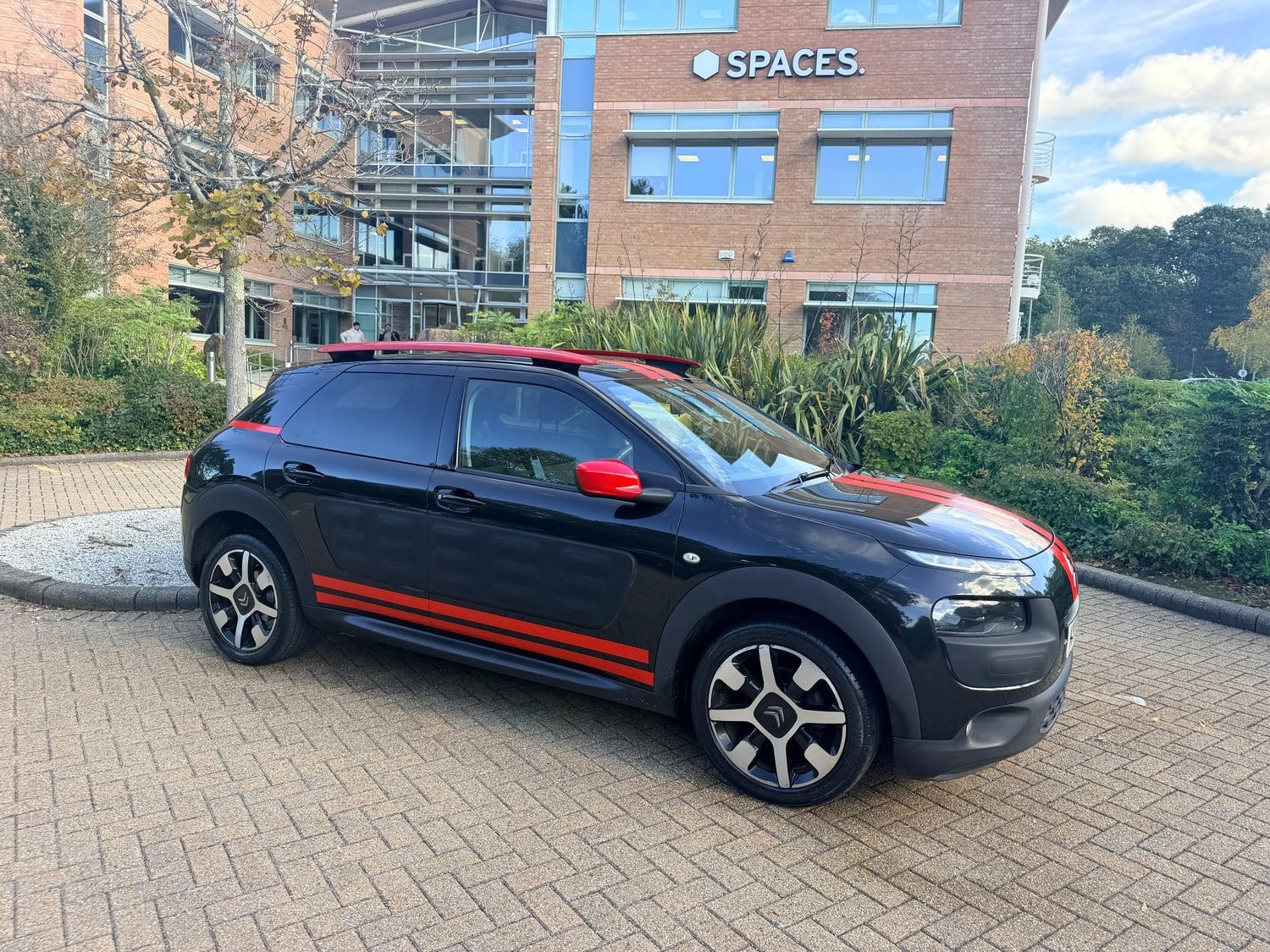 [ berth ]Citroen C4 Cactus
