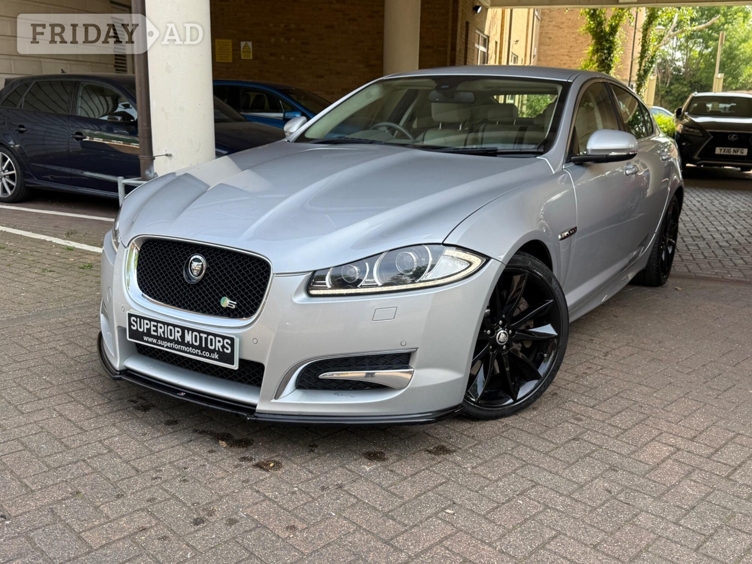 [ berth ]Jaguar XF