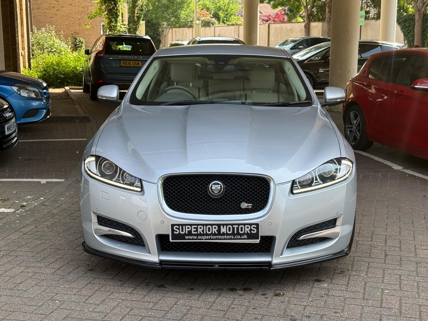 Jaguar XF Staines