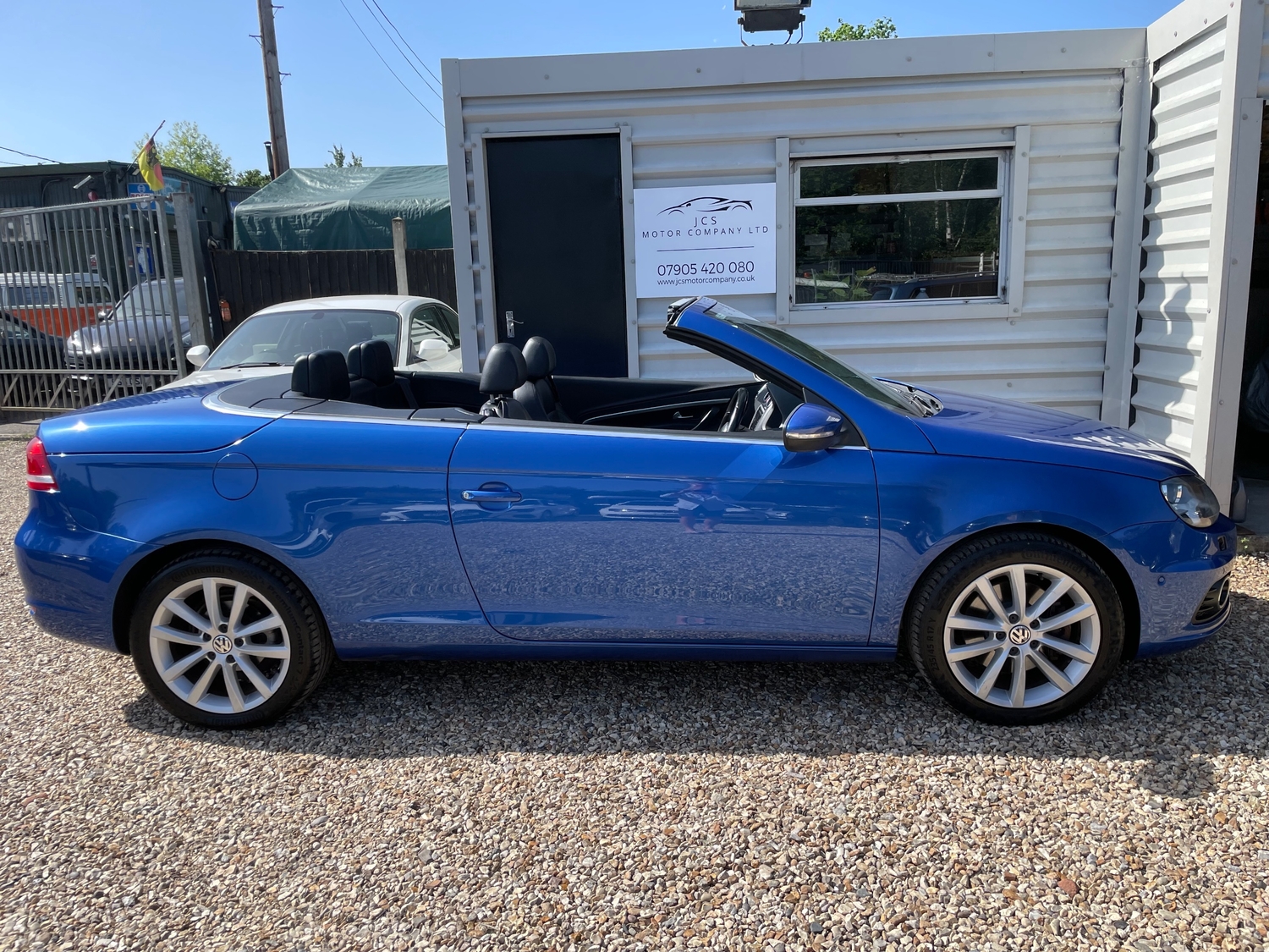 [ berth ]Volkswagen Eos