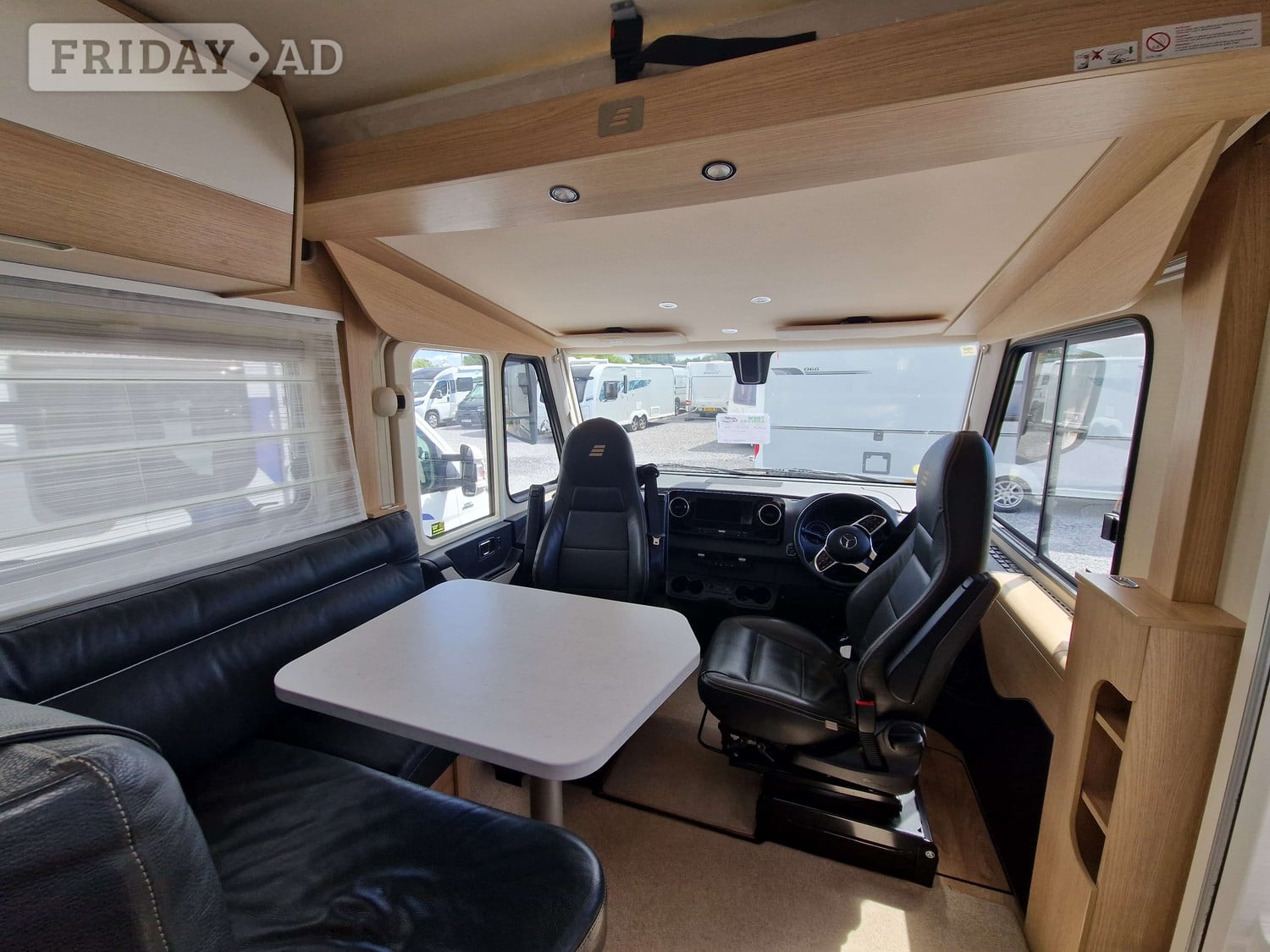 Hymer B-Class ModernComfort I 580 Highbridge