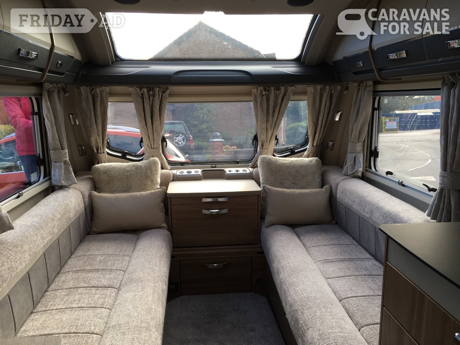 Swift Elegance 480 2021 - Motorhomes & Caravans