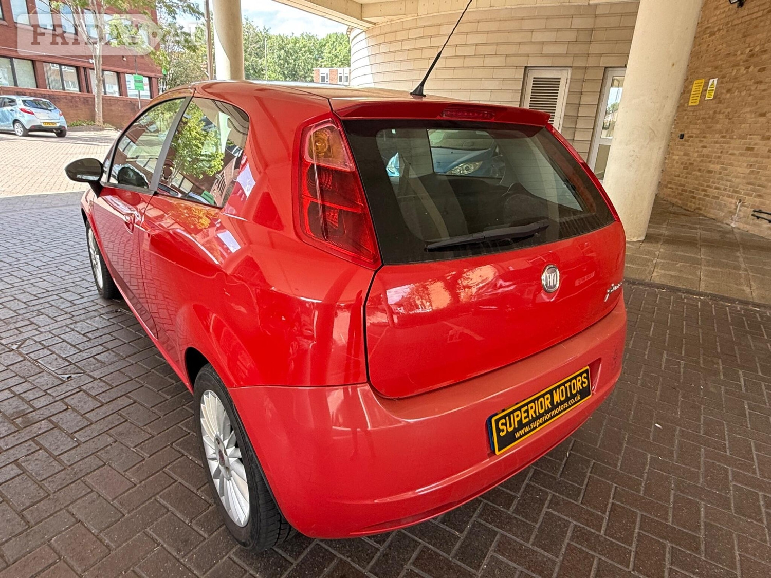 Fiat Grande Punto 2009 - Cars in Staines
