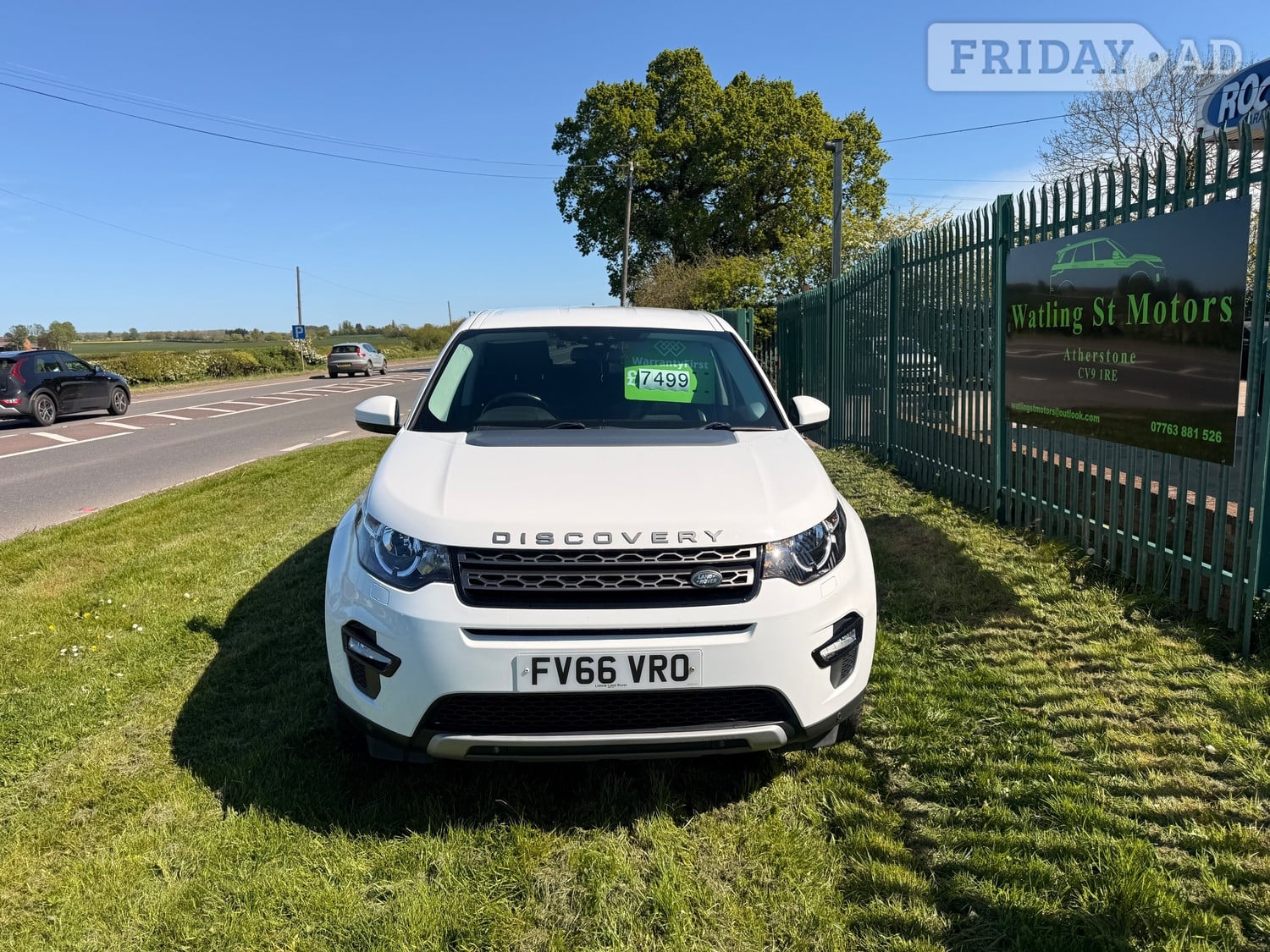 [ berth ]Land Rover Discovery Sport