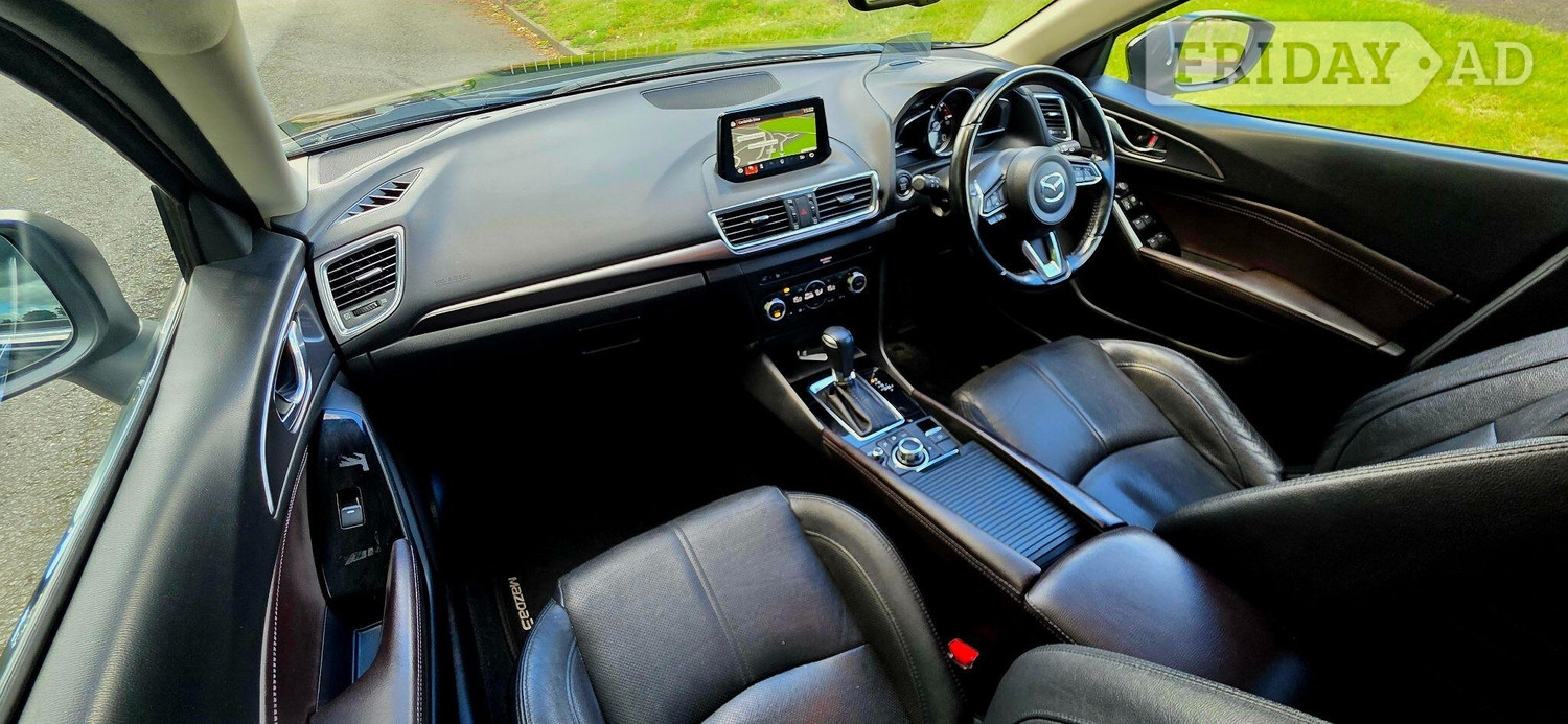 Mazda 3 2017 - Cars in Birmingham