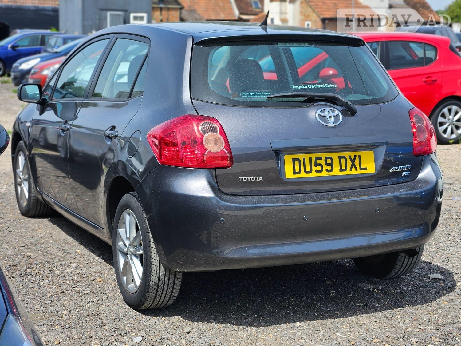Toyota Auris 2009 - Cars in Windsor