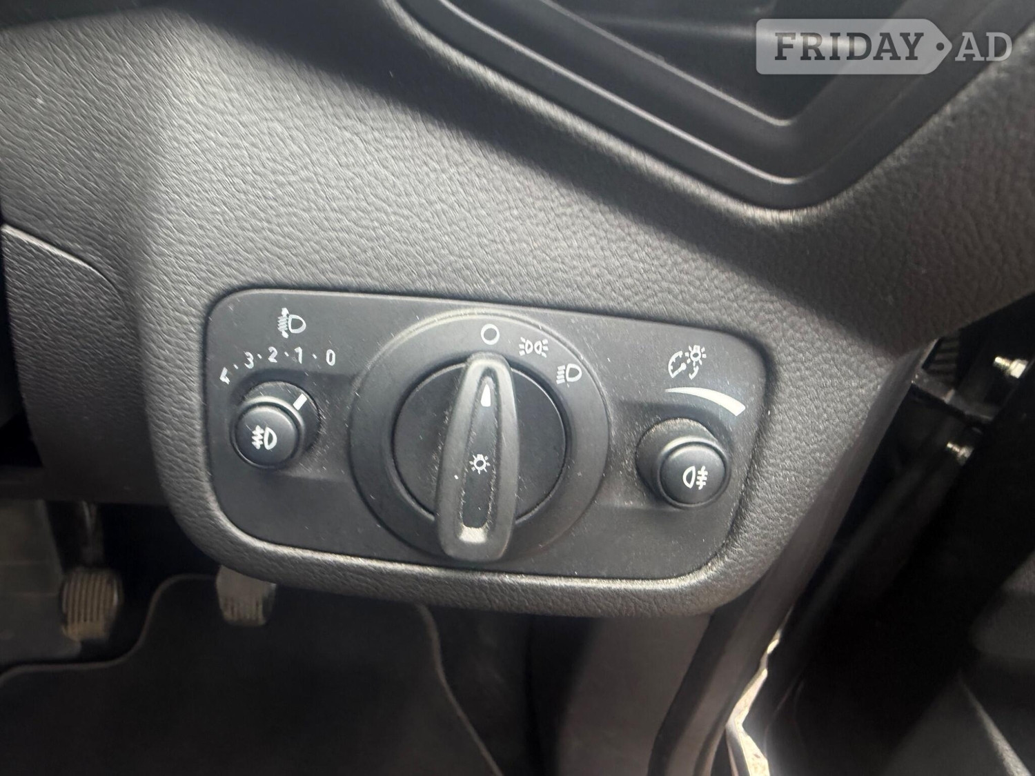 Ford C-MAX 2016 - Cars