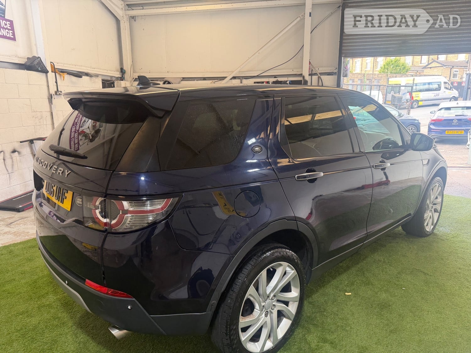 Land Rover Discovery Sport 2016 - Cars in Dewsbury