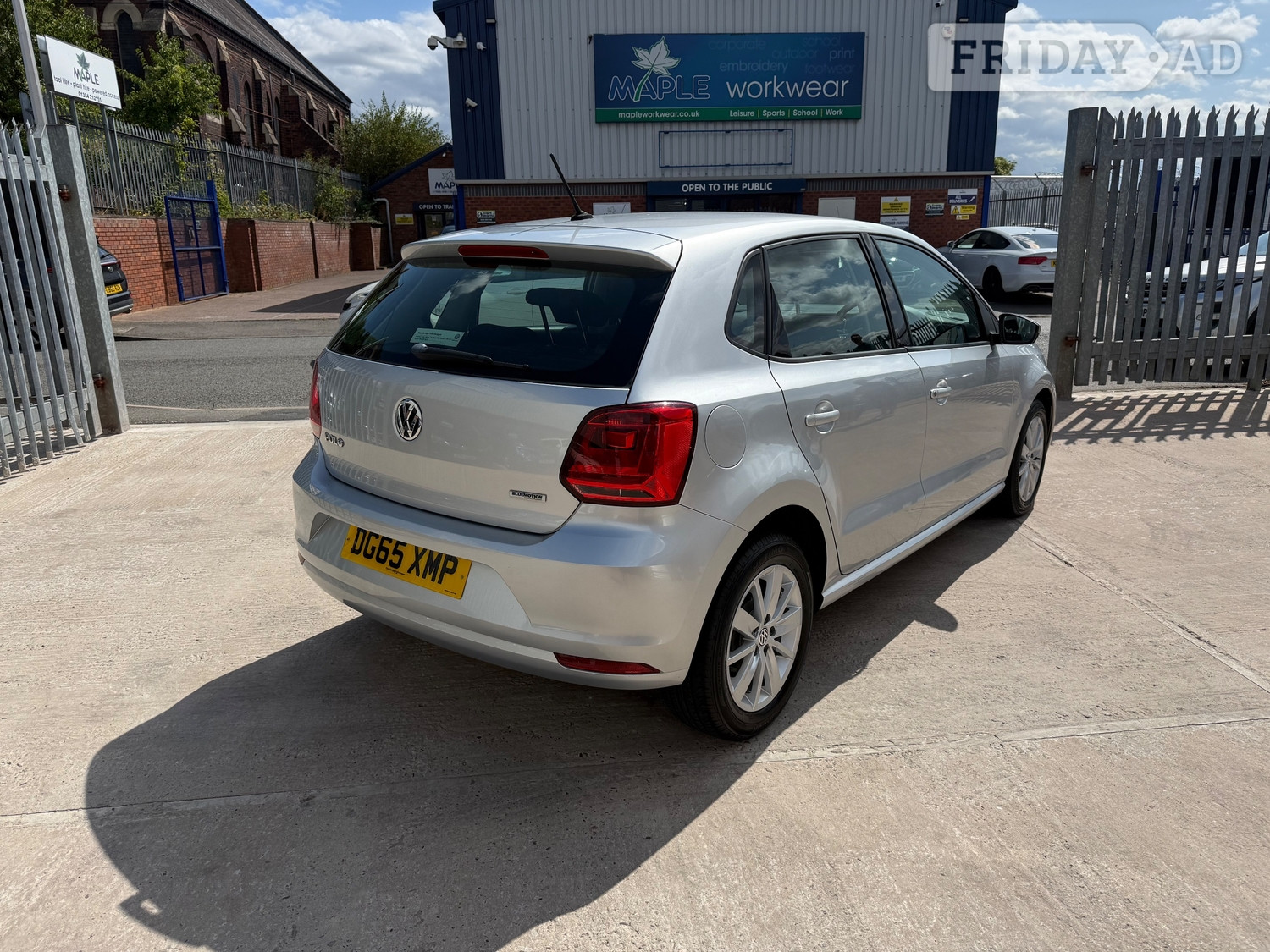 [ berth ]Volkswagen Polo