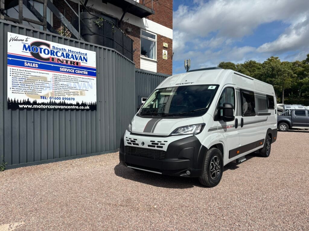 [2 berth ]Swift Merlin 174-Auto