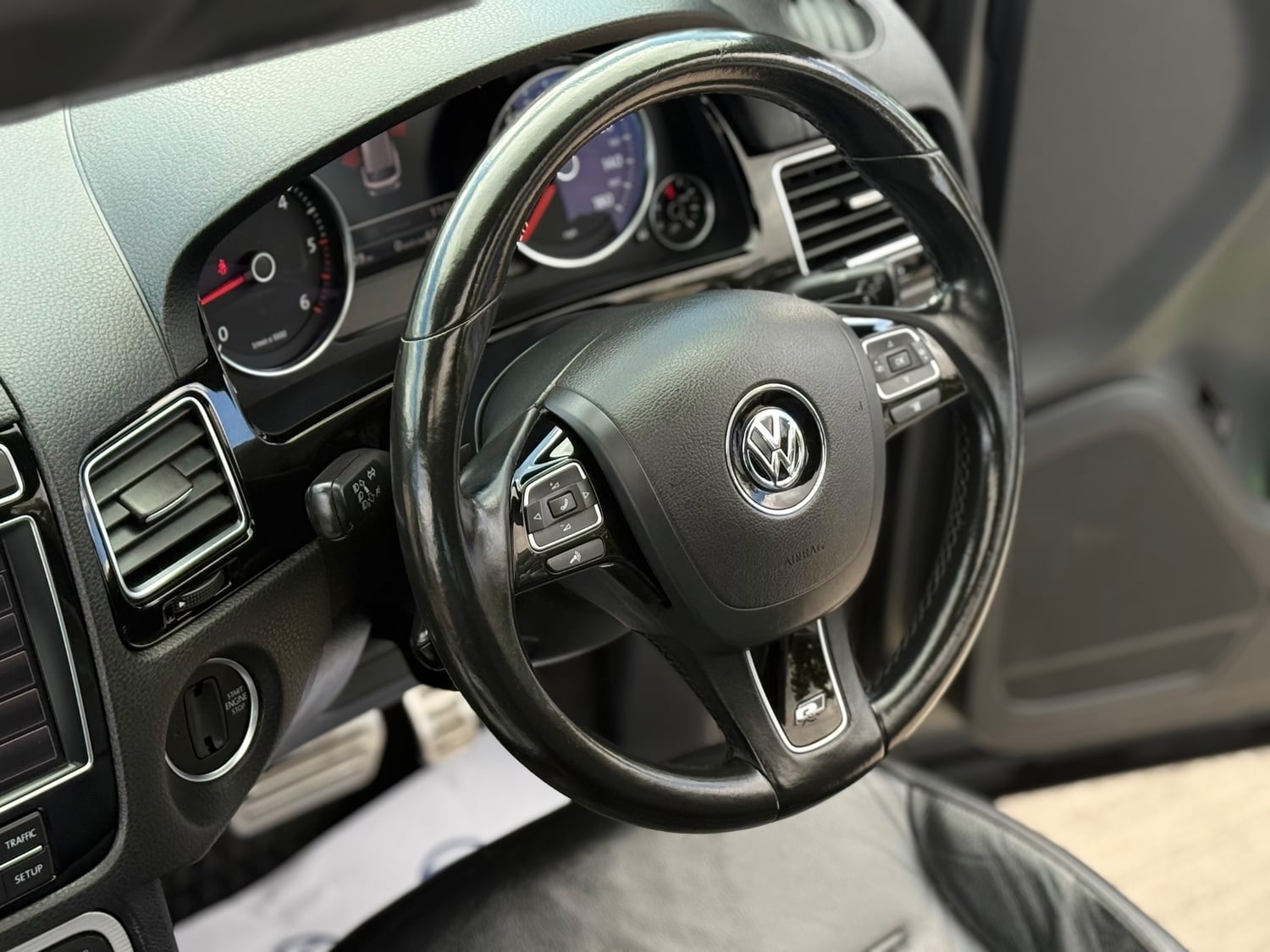 Volkswagen Touareg 2016 - Cars in Blackburn