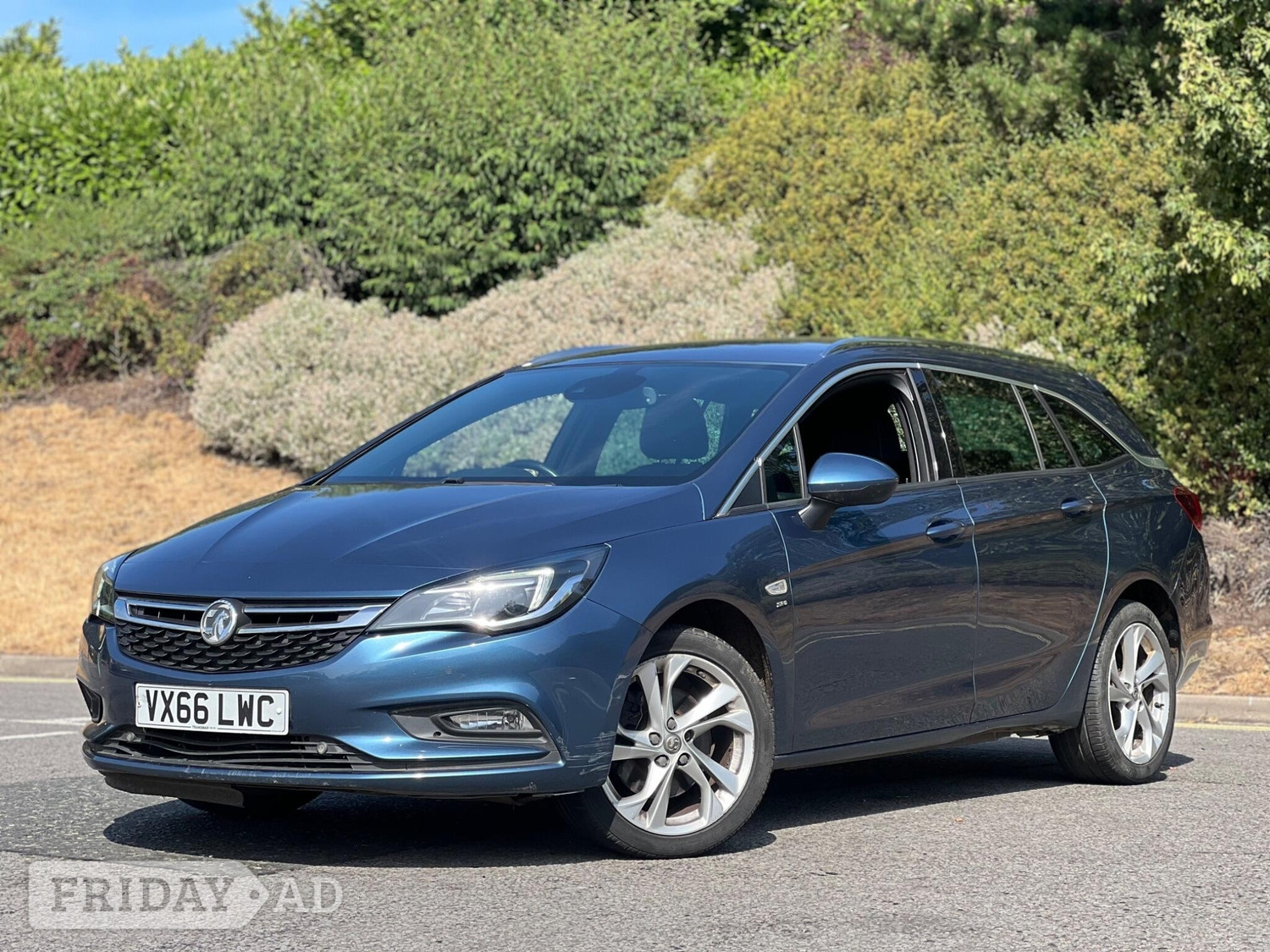 [ berth ]Vauxhall Astra