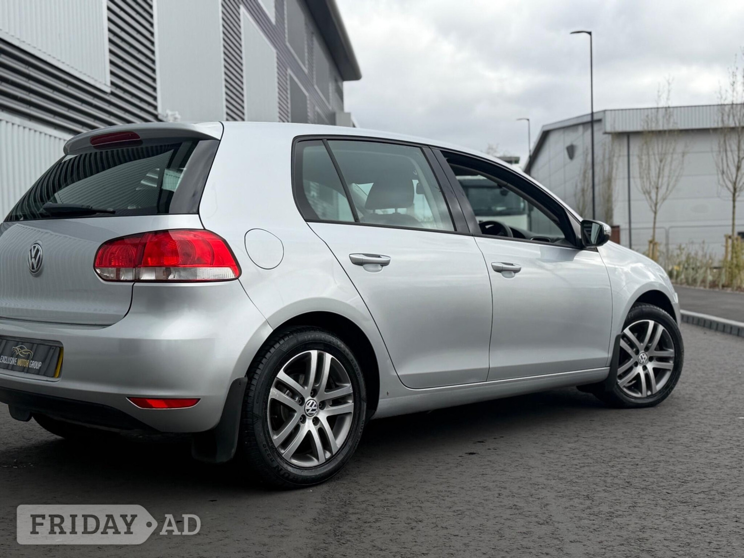 Volkswagen Golf 2009 - Cars in High Wycombe