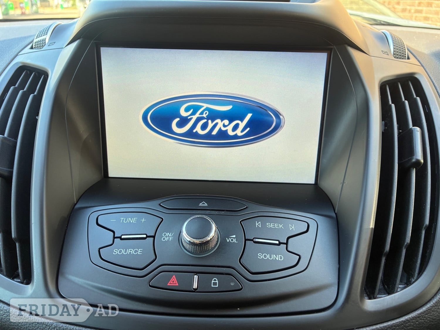 Ford Kuga 2016 - Cars