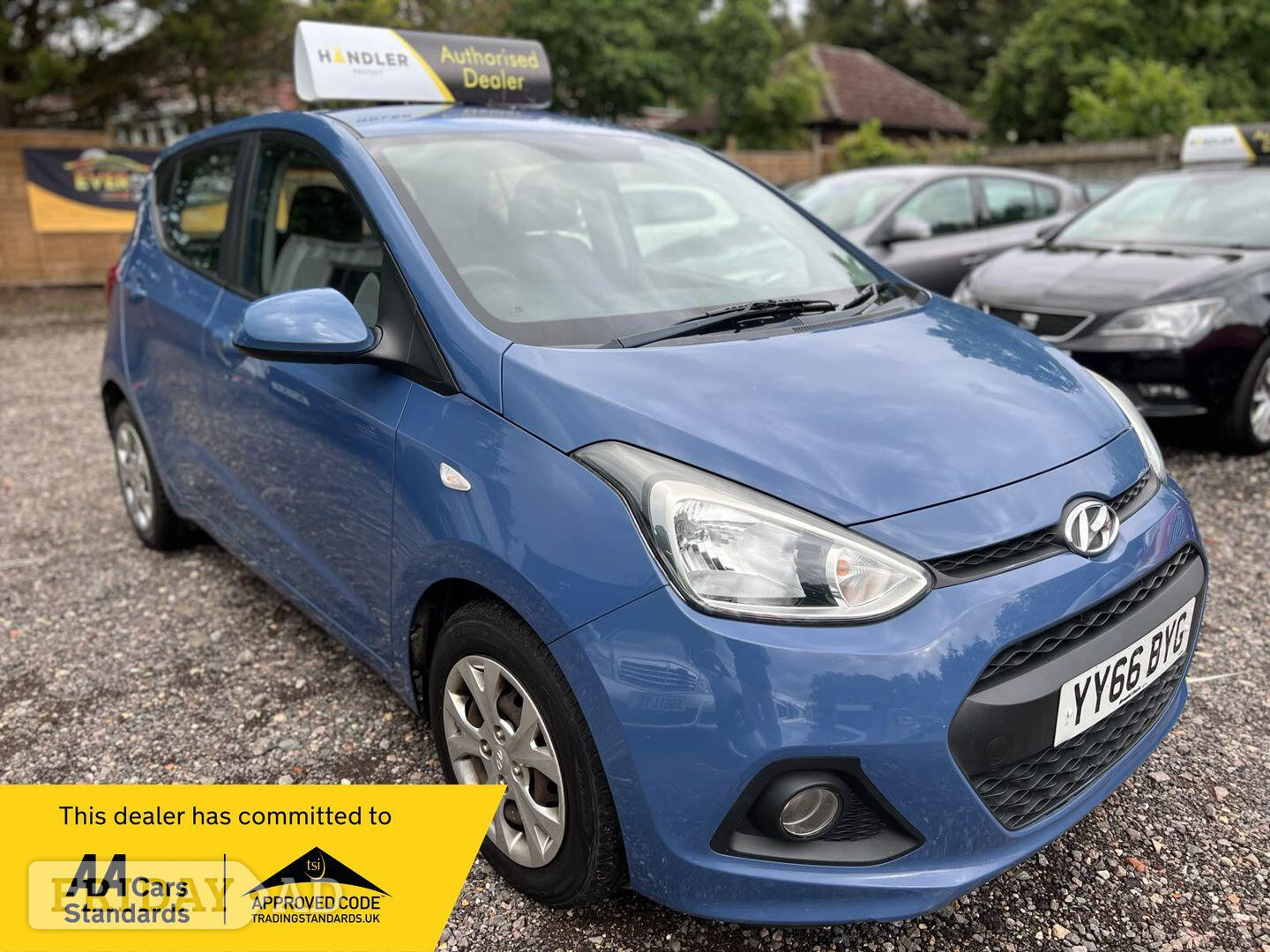 Hyundai i10 2016 in Milton Keynes