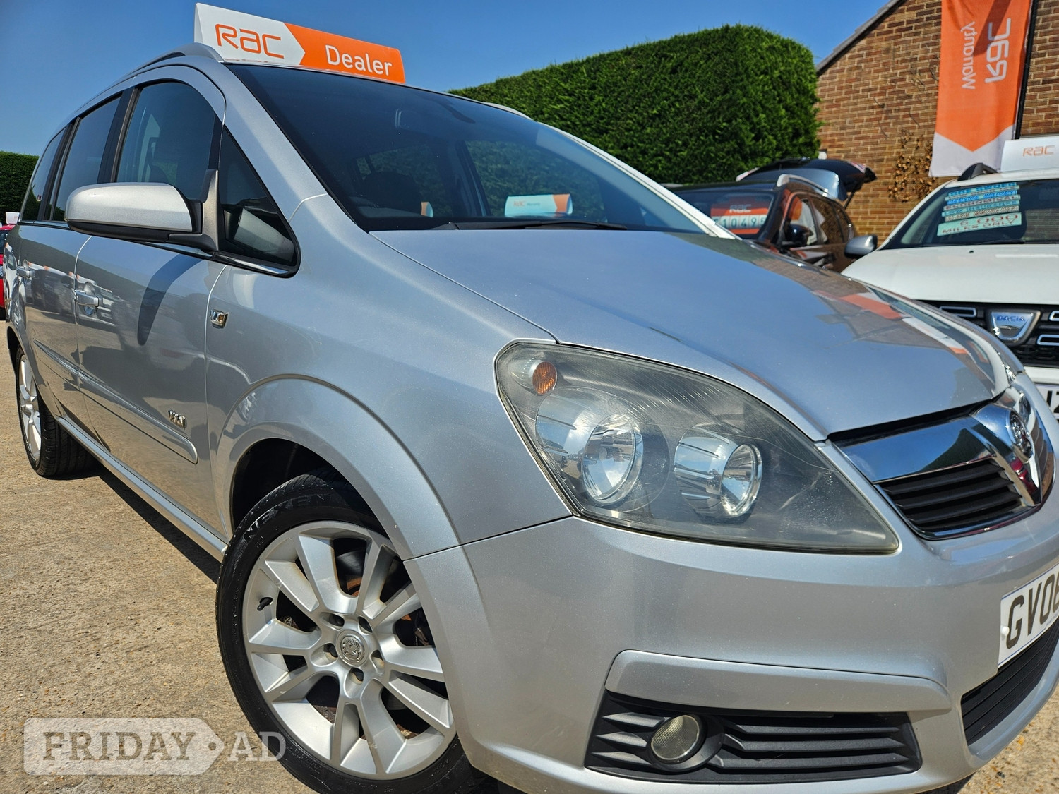 [ berth ]Vauxhall Zafira
