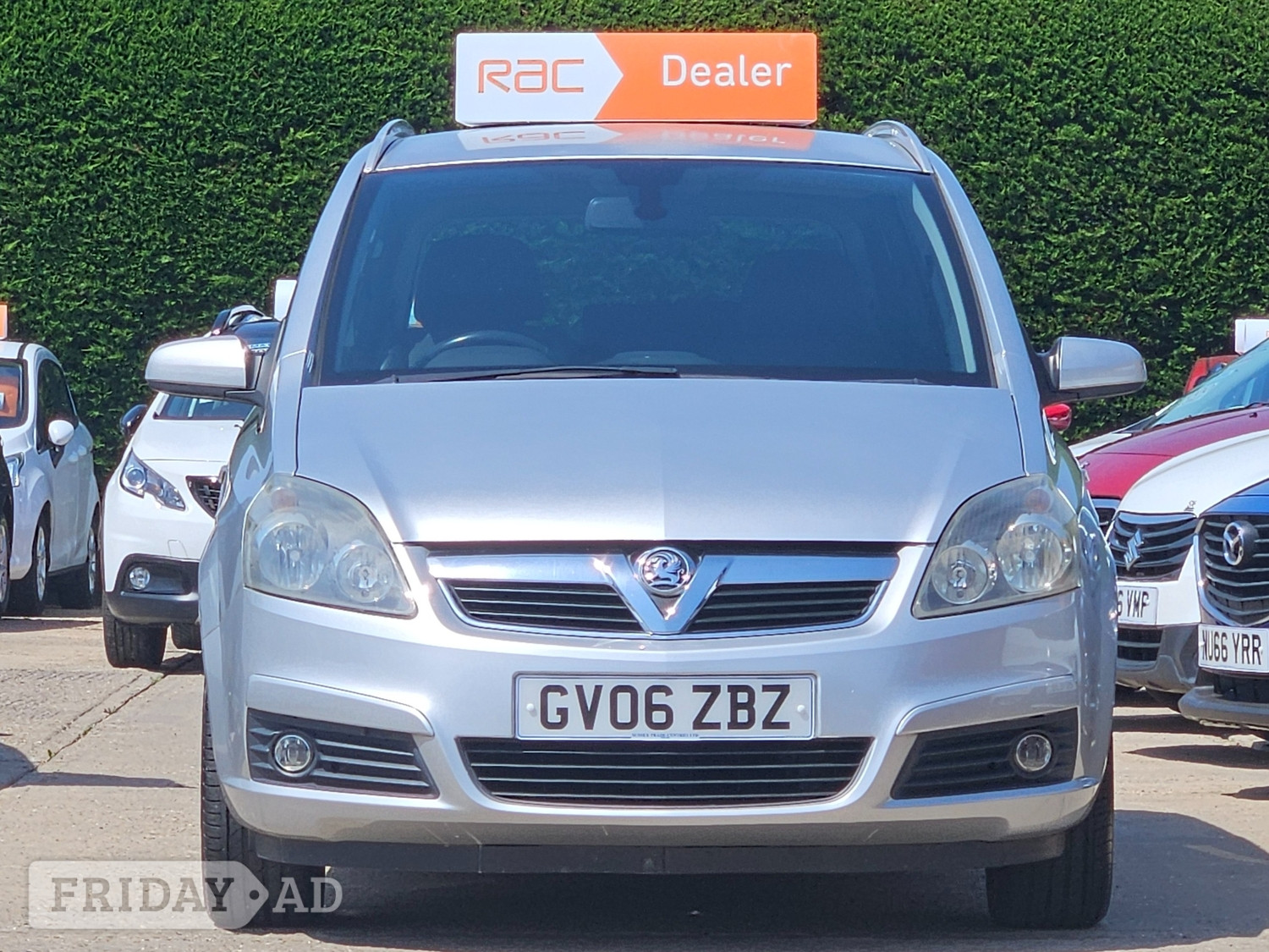 Vauxhall Zafira 2006 - Cars in Eastbourne