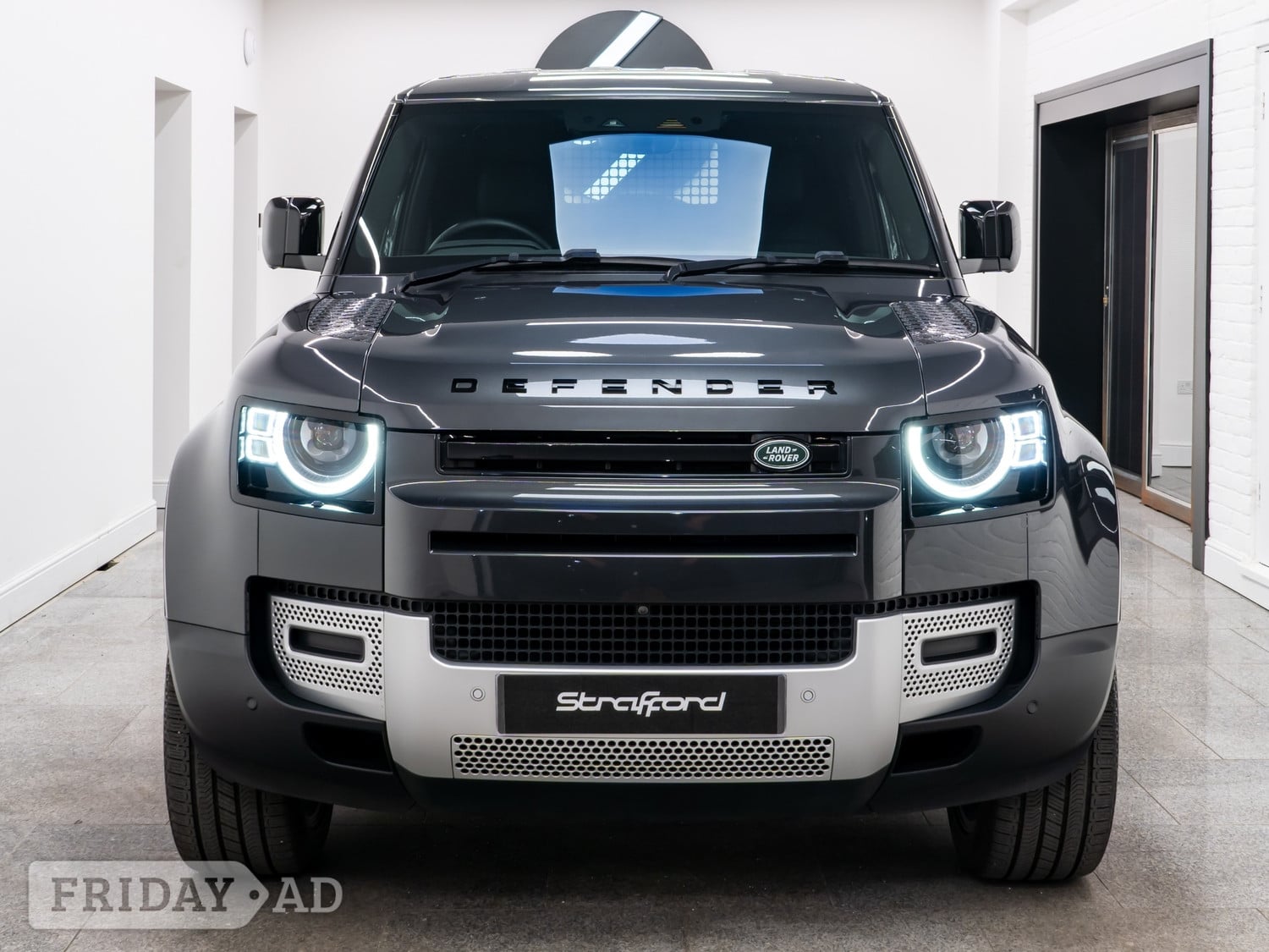 Land Rover Defender 90 Brighton