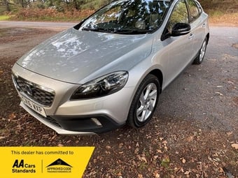 Volvo V40 Cross Country 2016