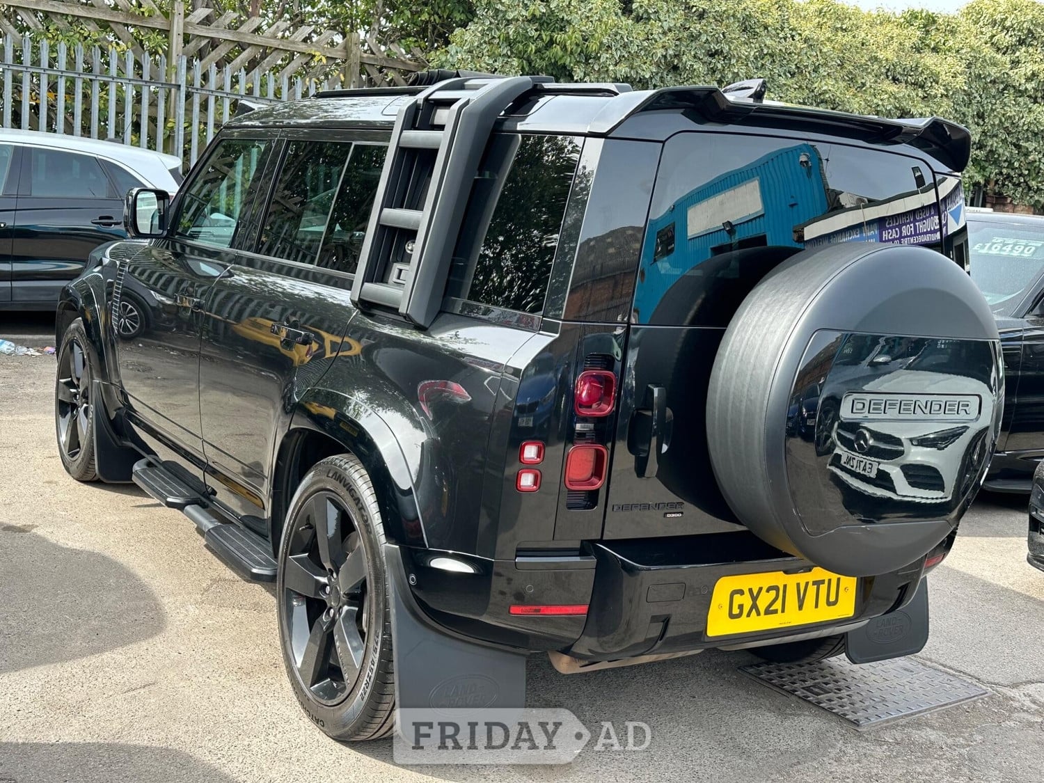 Land Rover Defender 110 2021 - Cars