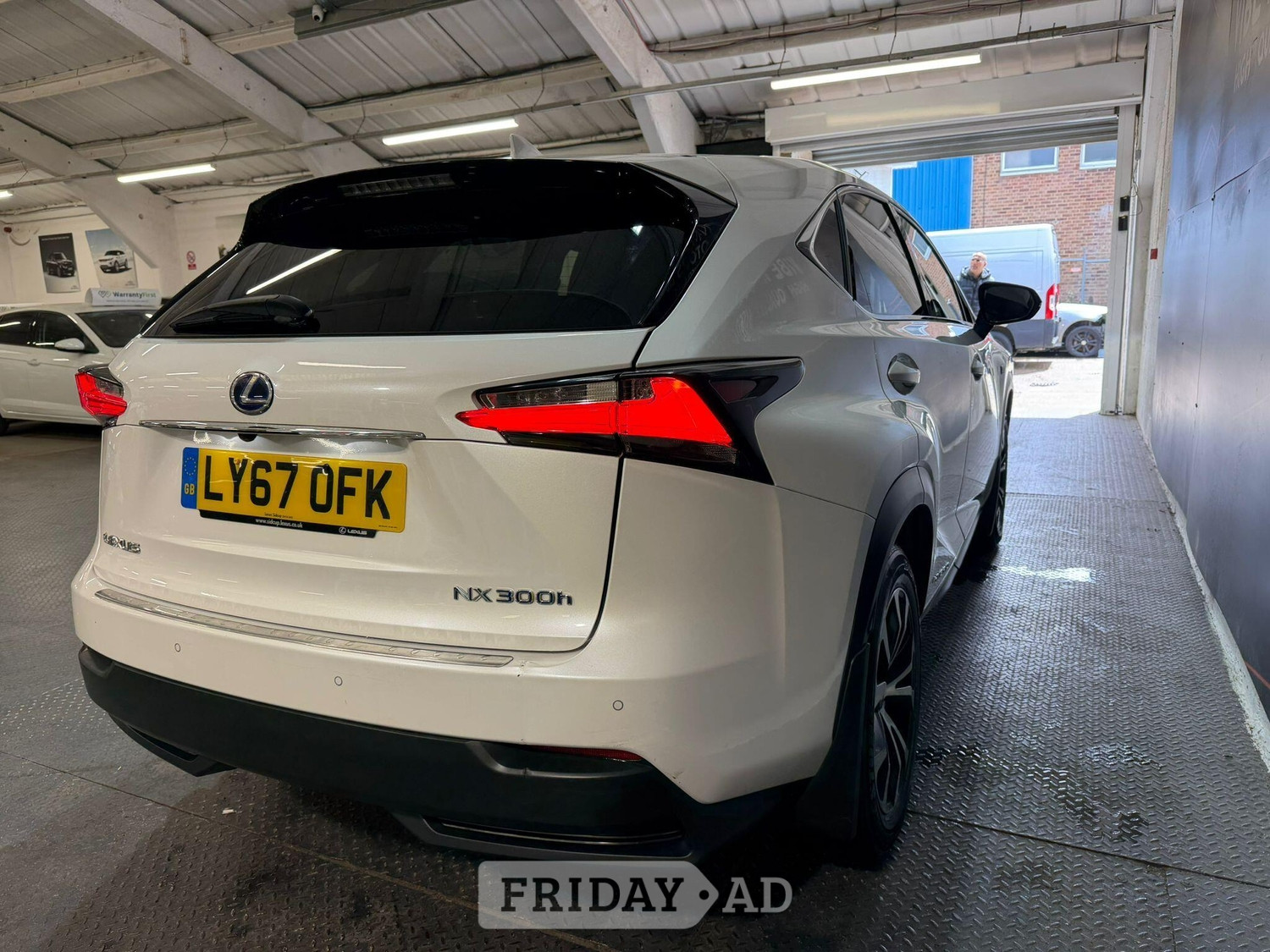 [ berth ]Lexus NX