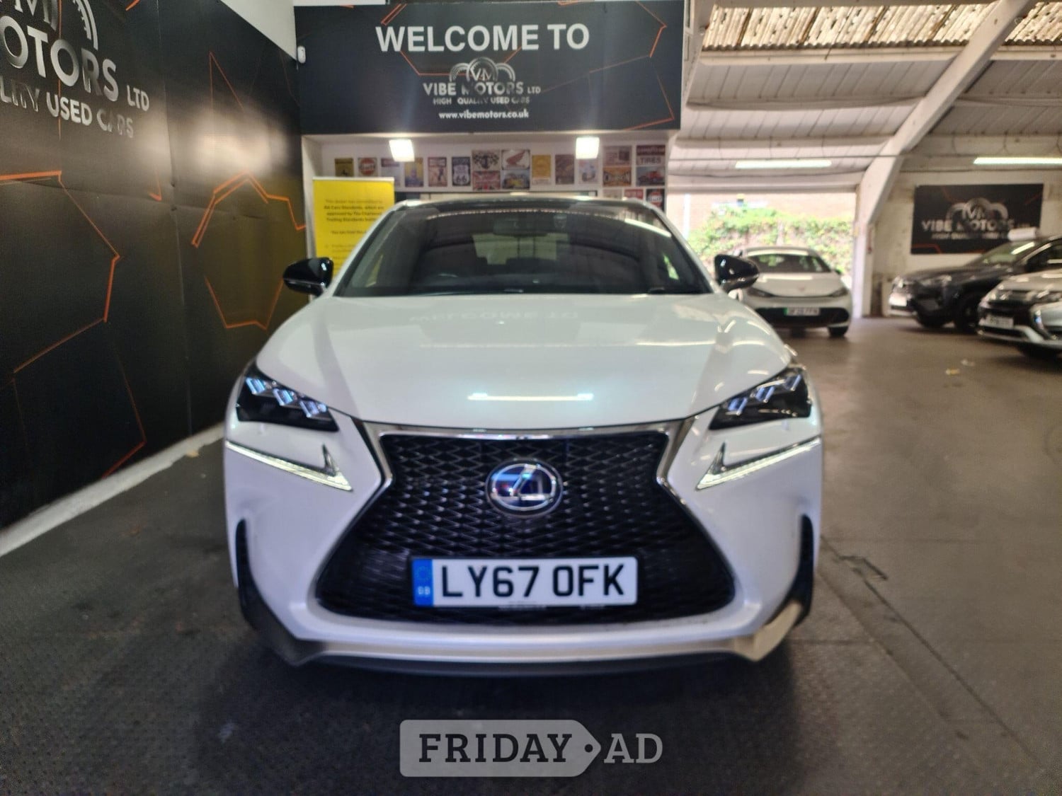Lexus NX 2017 - Cars