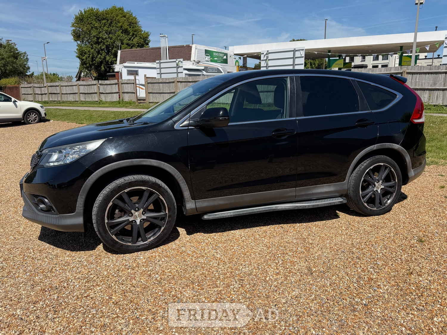 Honda CR-V 2015 - Cars in Portsmouth