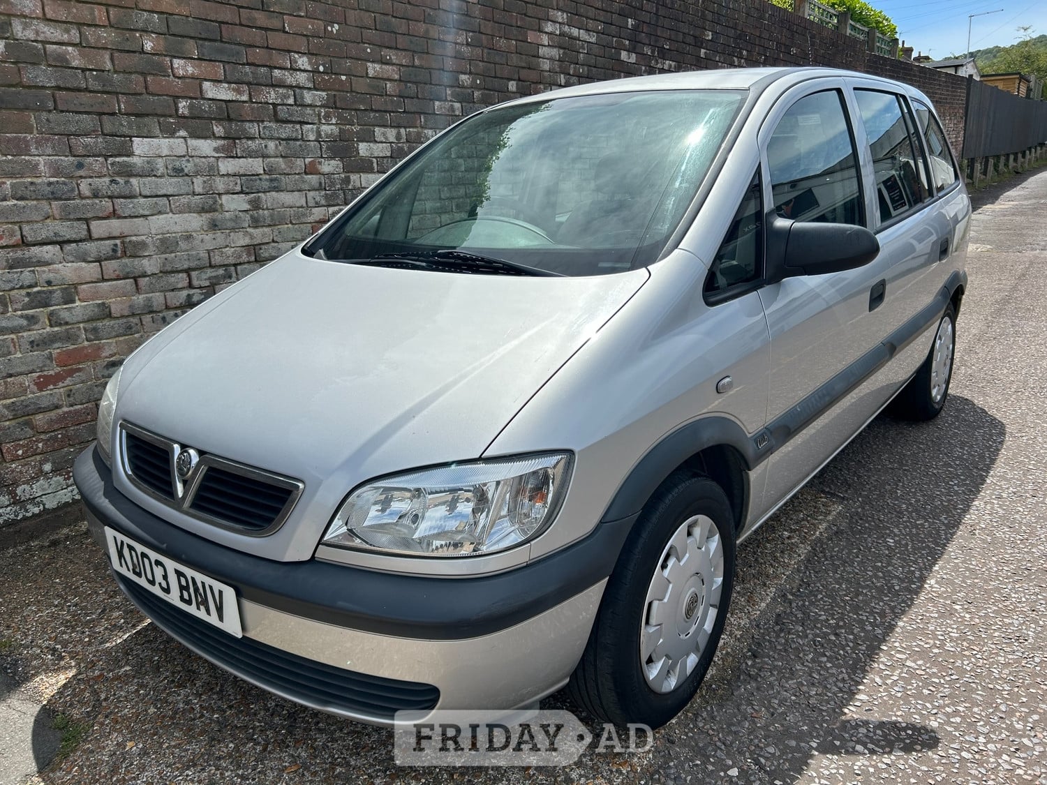 Vauxhall Zafira 2003 in Eastbourne