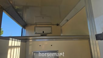 Foxy Foxy Twin  Renault Horsebox