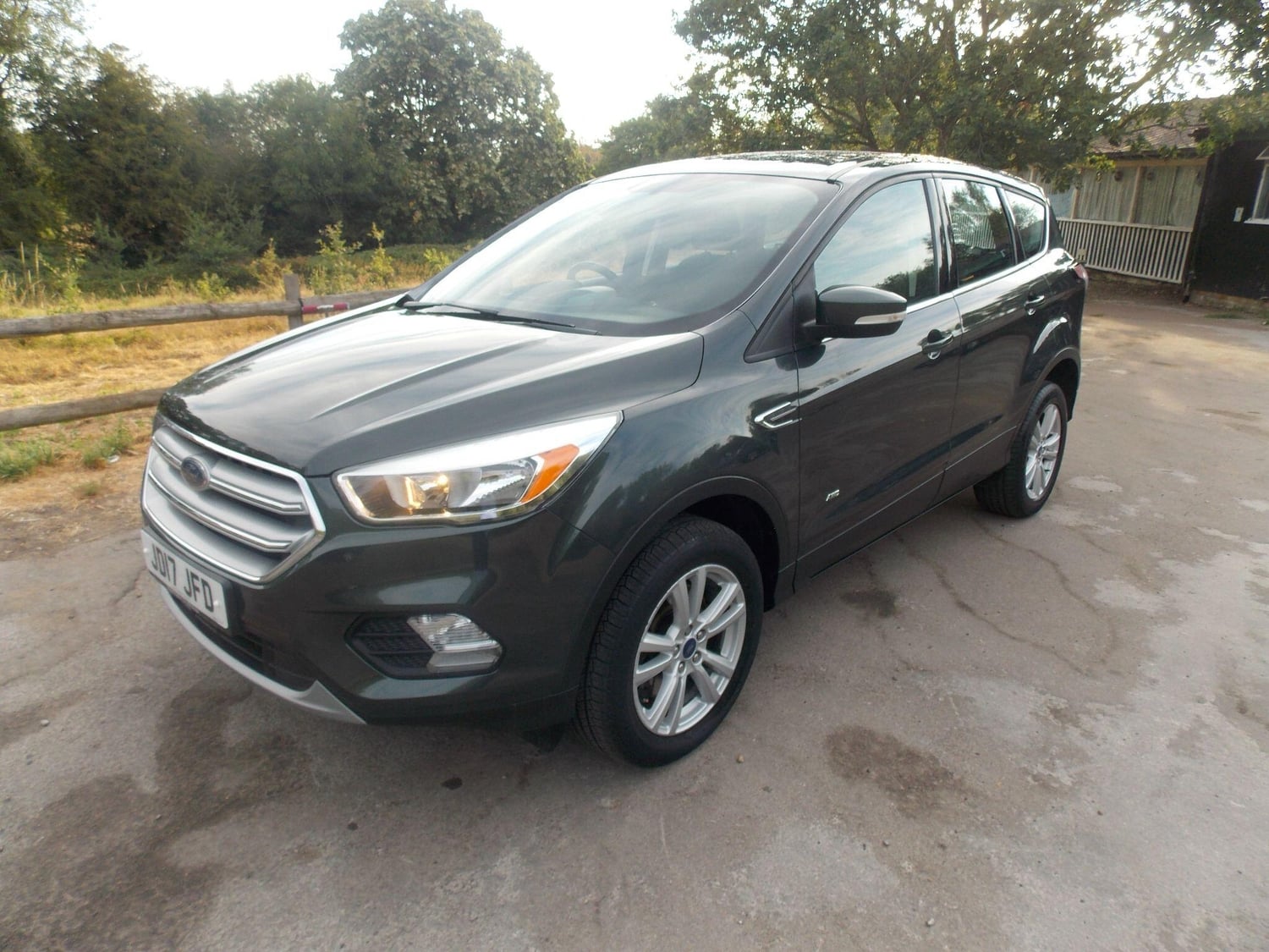 Ford Kuga 2017 - Cars
