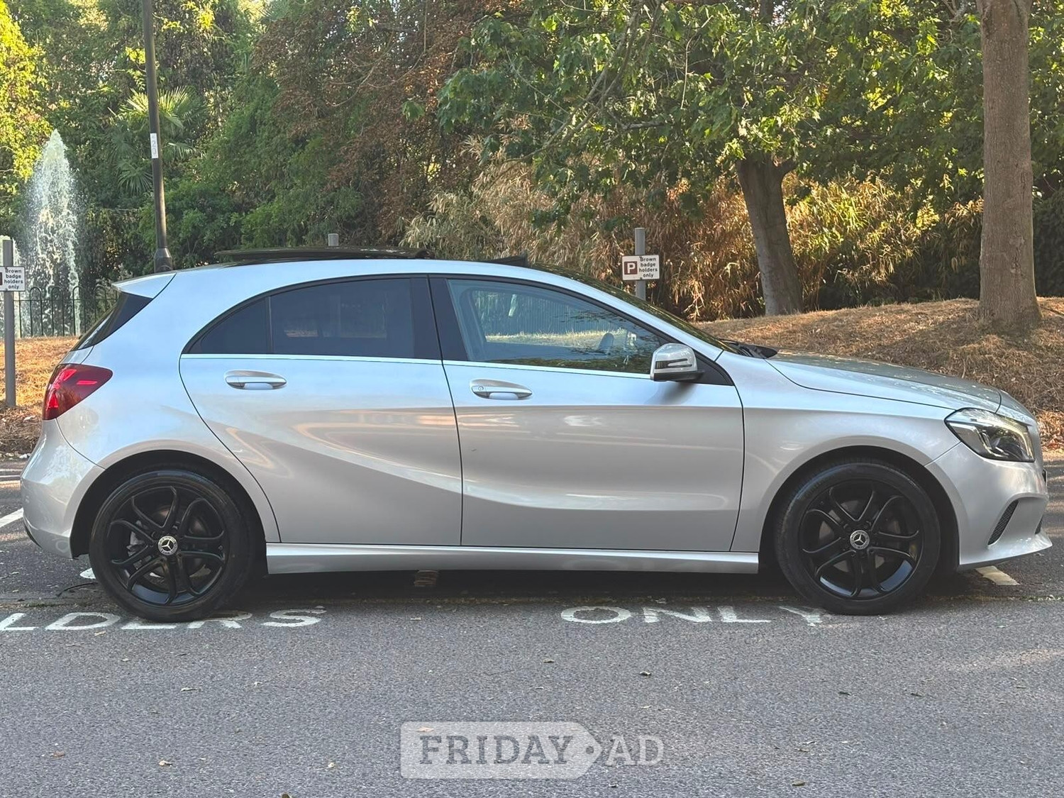 [ berth ]Mercedes-Benz A Class