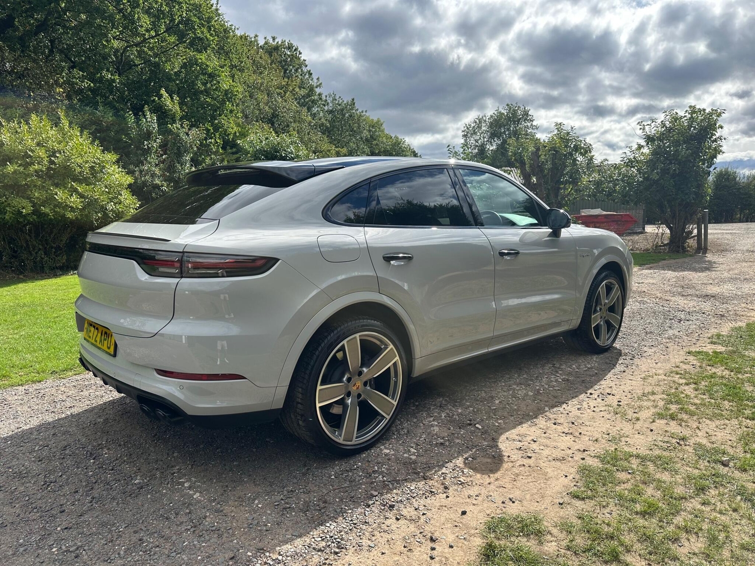 Porsche Cayenne Westerham