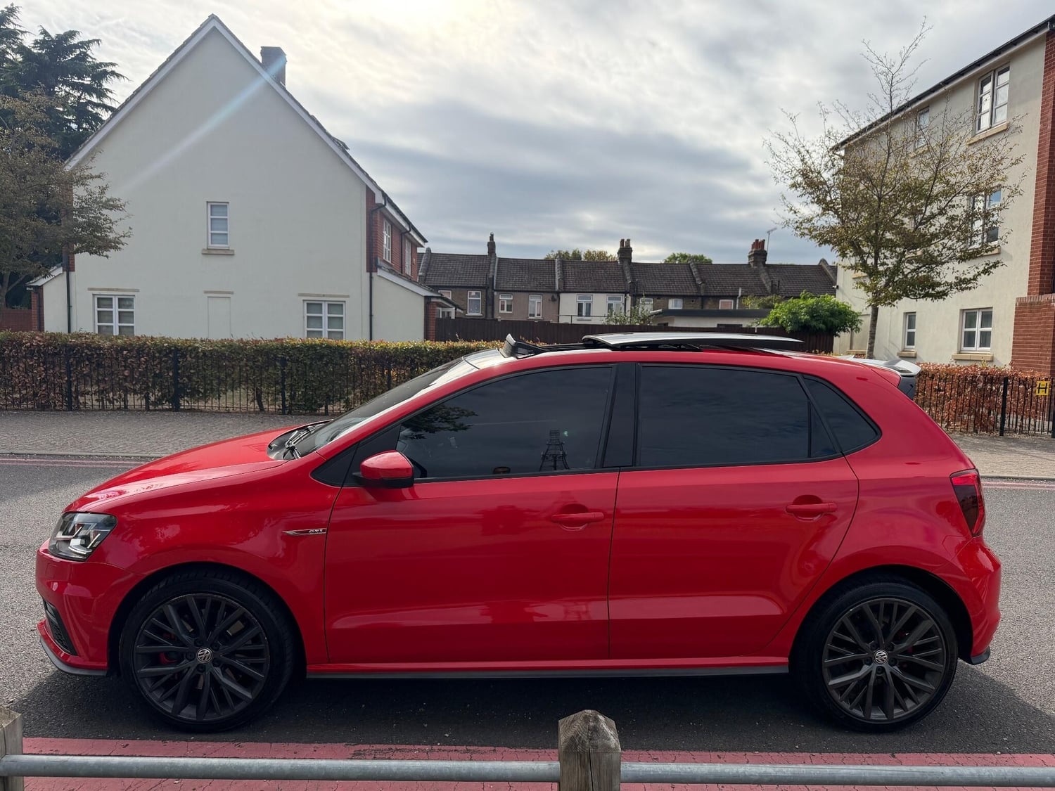 Volkswagen Polo 2015 - Cars