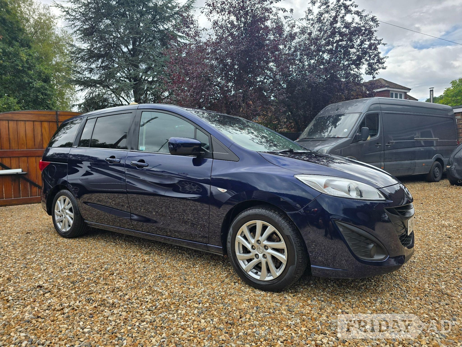Mazda 5 2011 in Aldershot