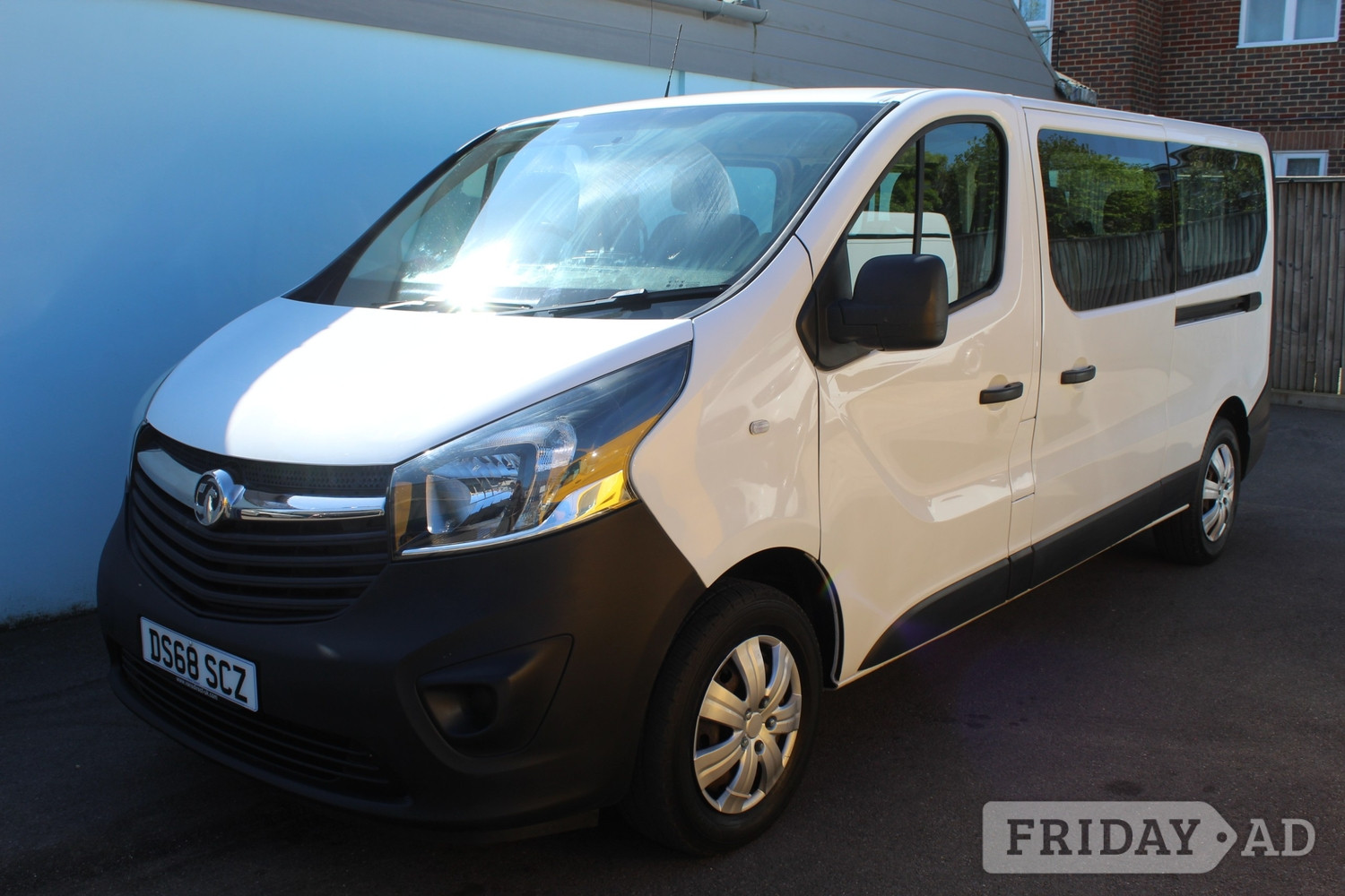 [ berth ]Vauxhall Vivaro