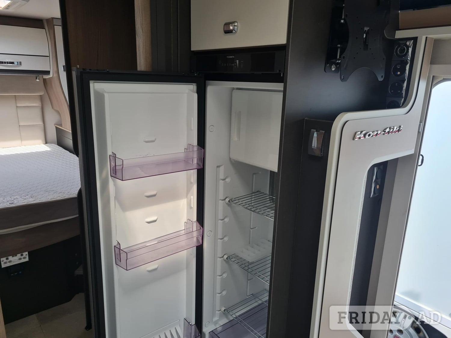 Swift Lowdhams Kon-Tiki Grand Prix 794 2023 for sale - Motorhomes & Caravans