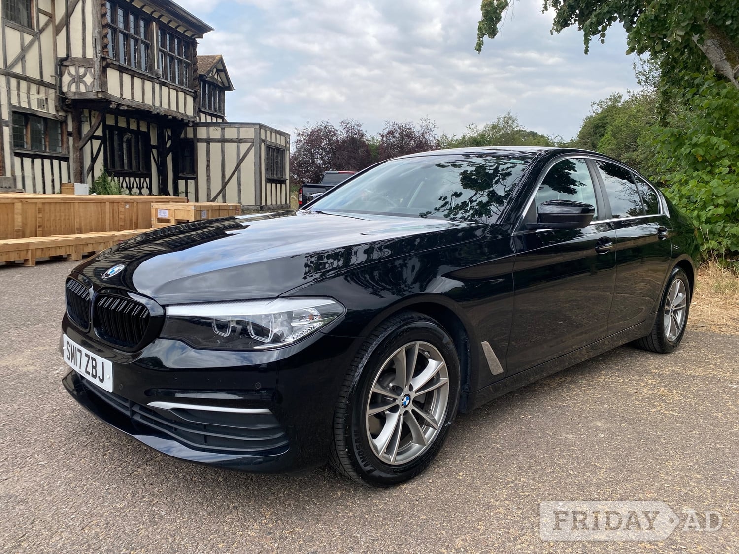 [ berth ]BMW 5 Series